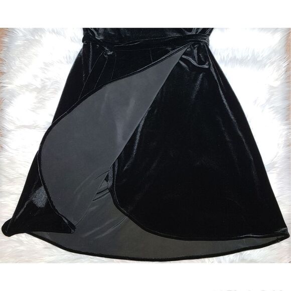 NWT|J. Jill Soft Crushed Velvet Black Velour Dress, SMALL - Picture 6 of 10